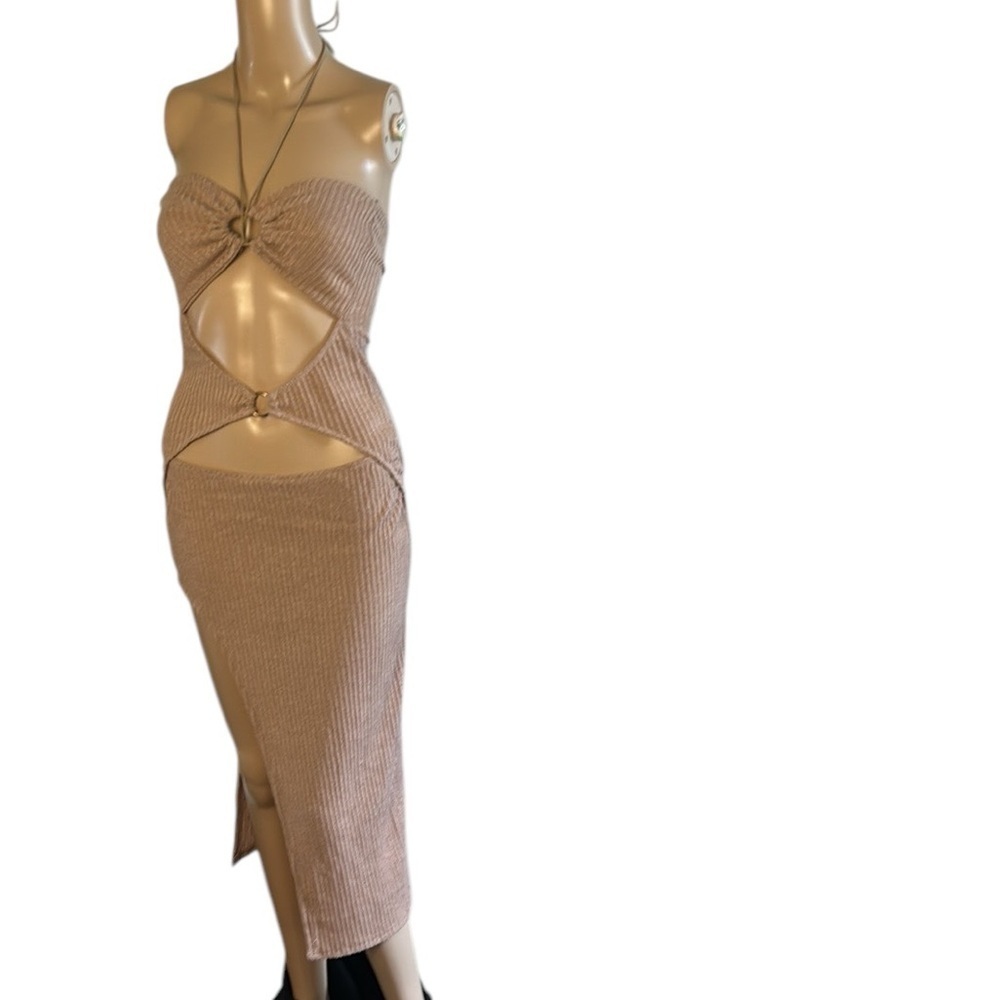 Bella Barnett blush tan ,large cut outs,sexy ,bodycon event dress.NWT sz S/M .